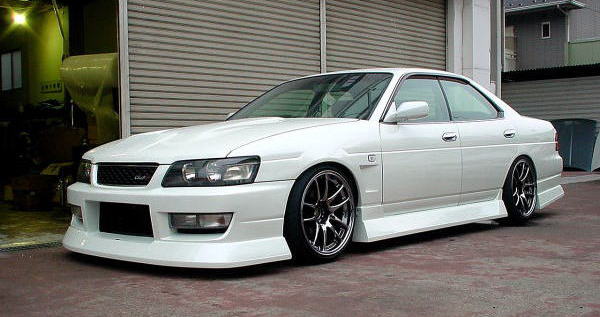 Nissan Laurel C35