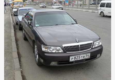 Nissan Laurel Medalist