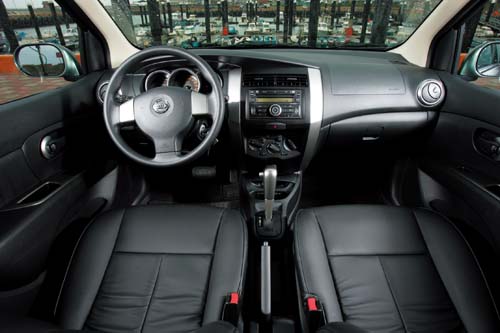 Nissan Livina 1.6