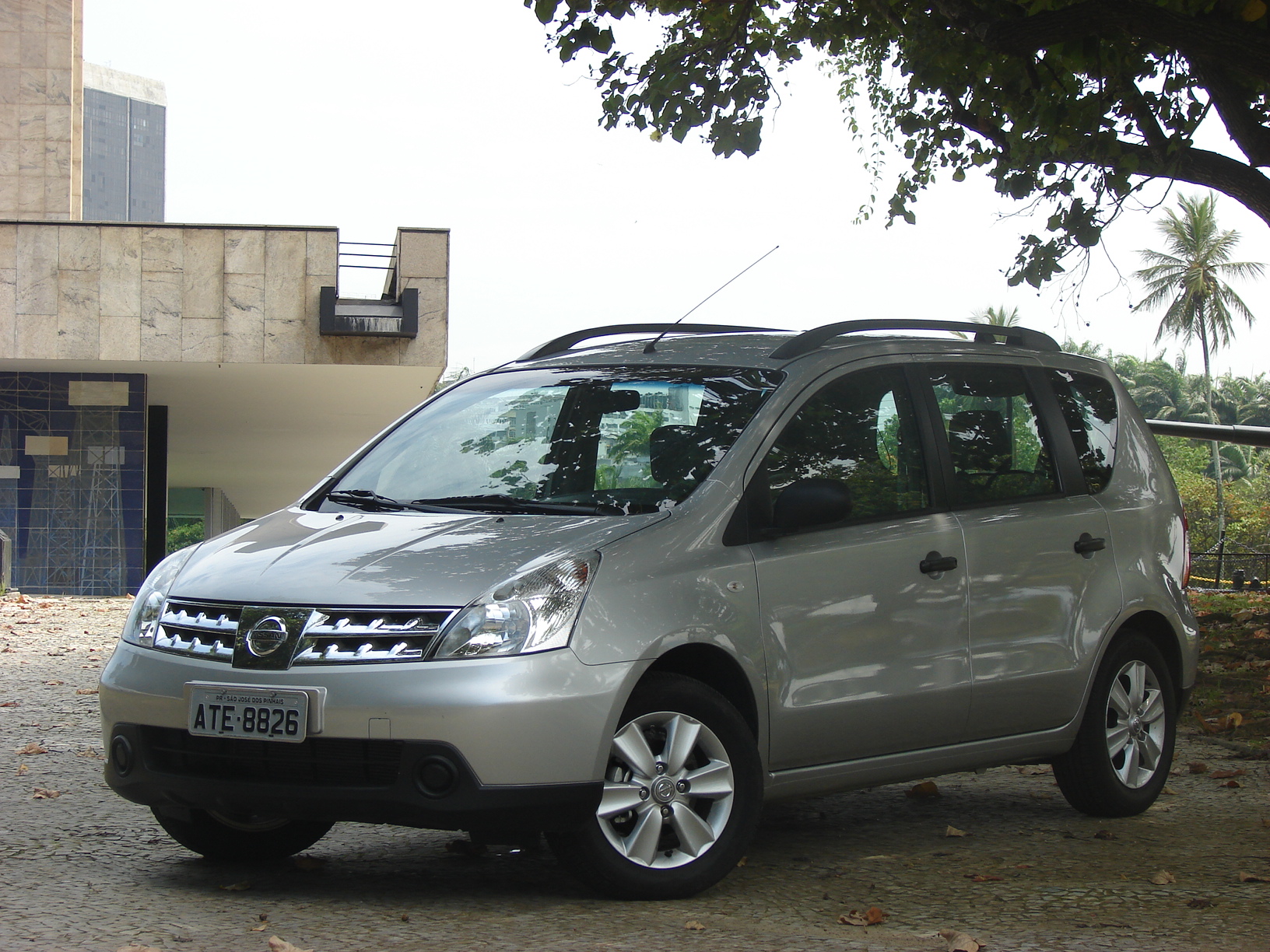 Nissan Livina 2010