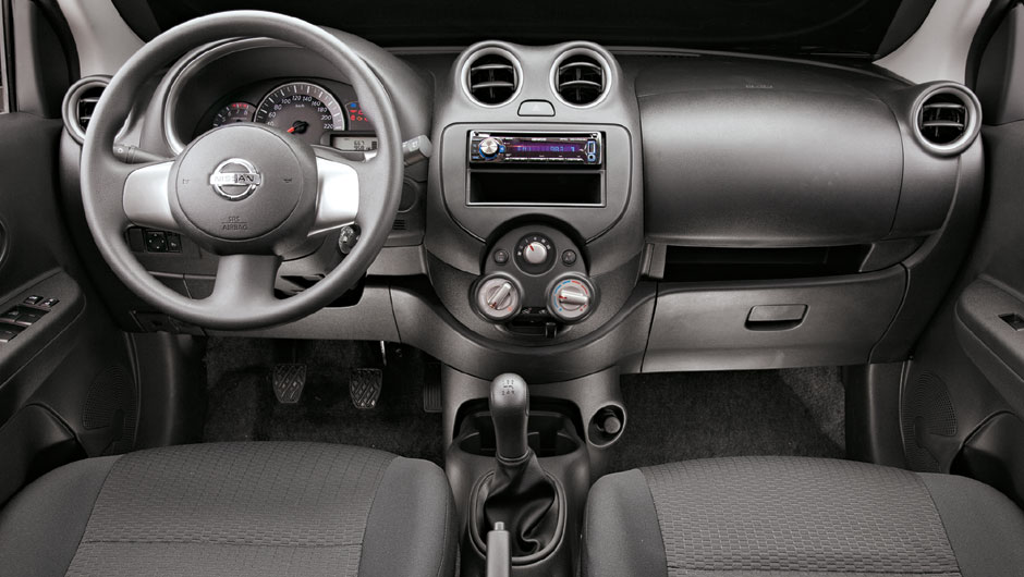 Nissan March 1.0