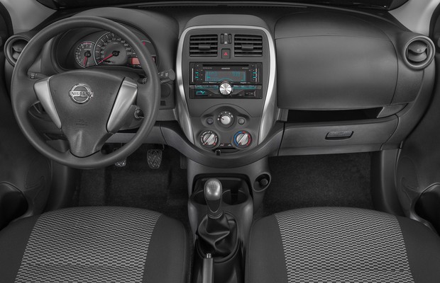 Nissan March 1.0