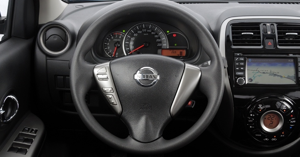 Nissan March 1.6