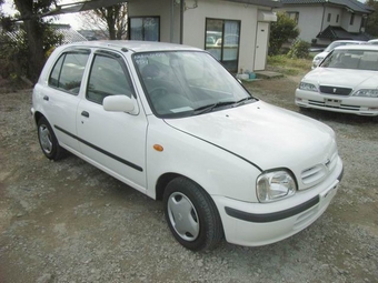 Nissan March 2000