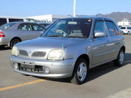 Nissan March 2001