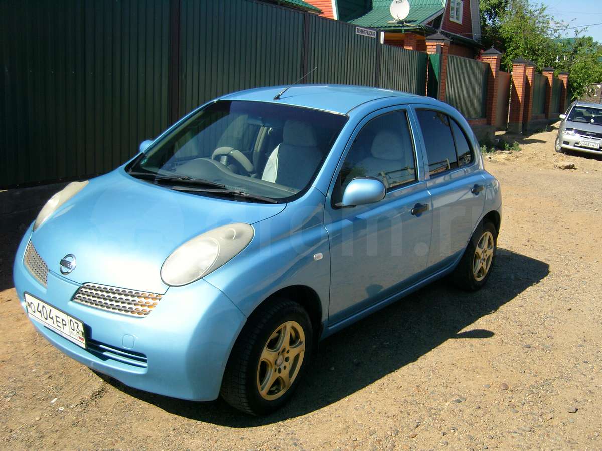 Nissan March 2002