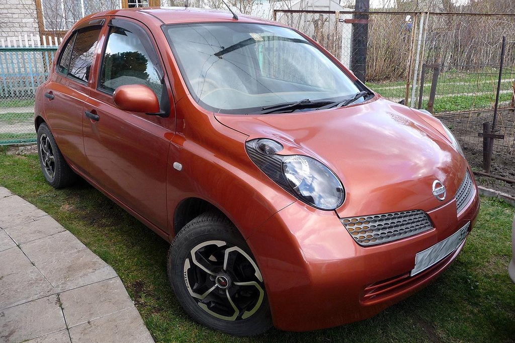 Nissan March 2002