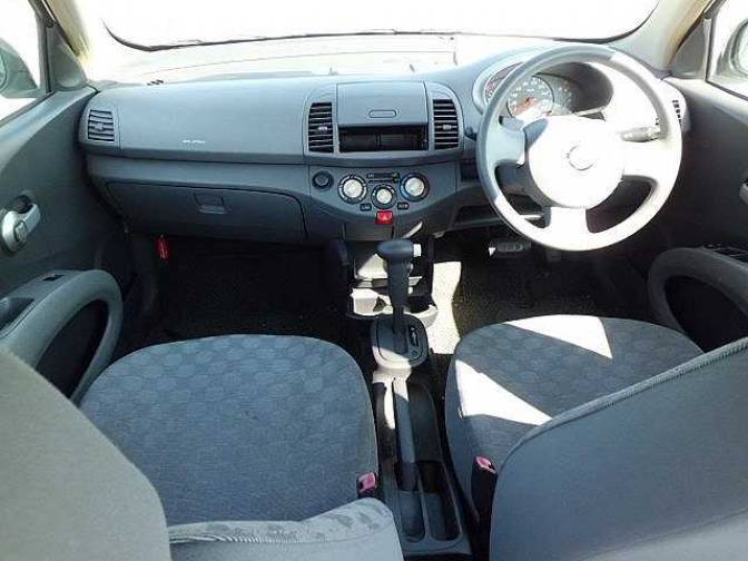 Nissan March 2003