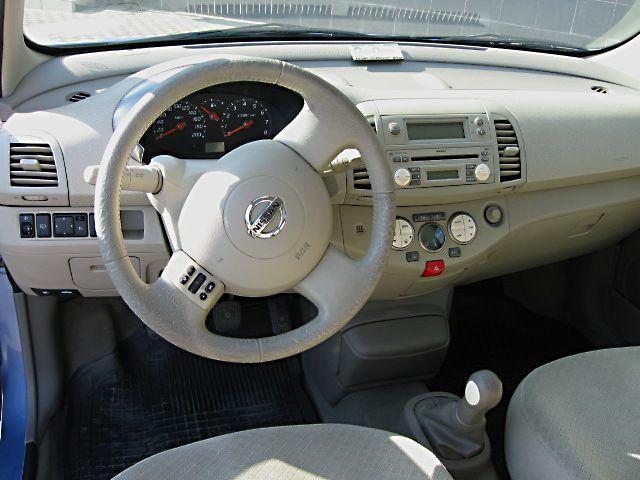 Nissan March 2004
