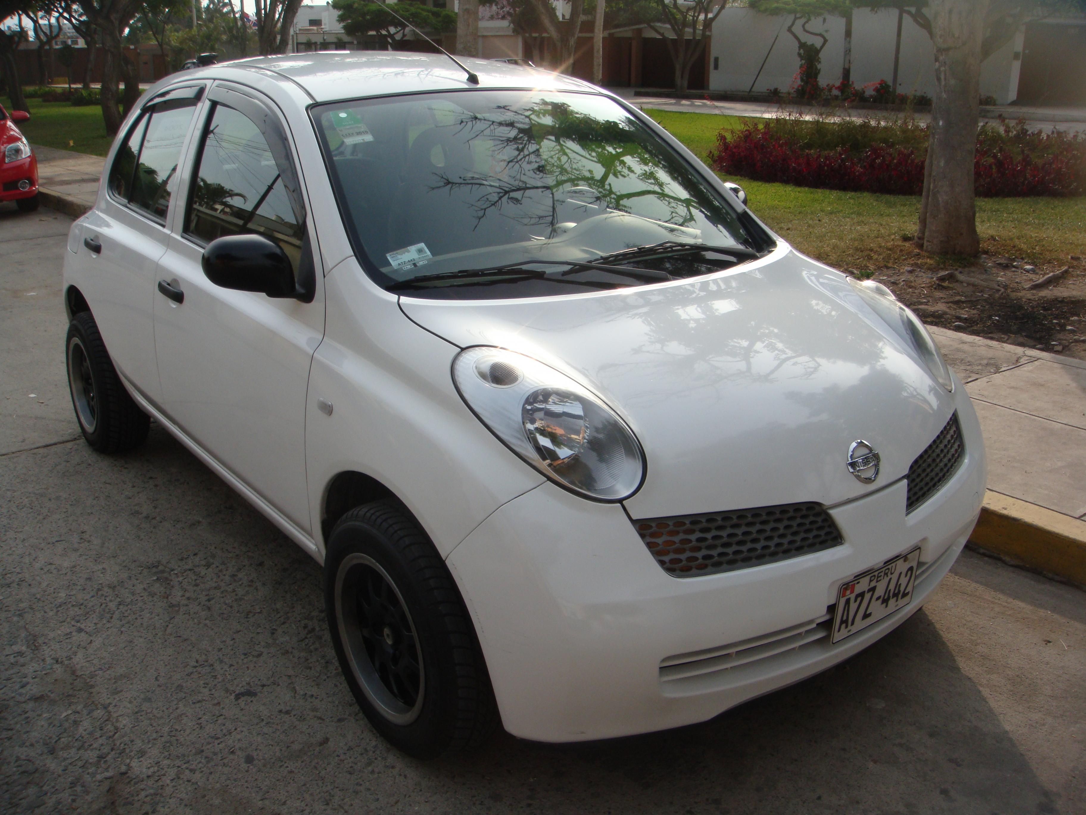 Nissan March 2004