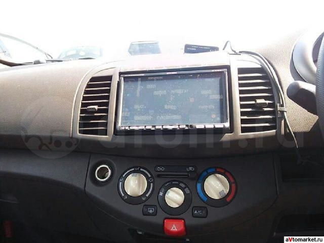 Nissan March 2009