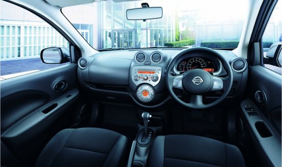 Nissan March 2010