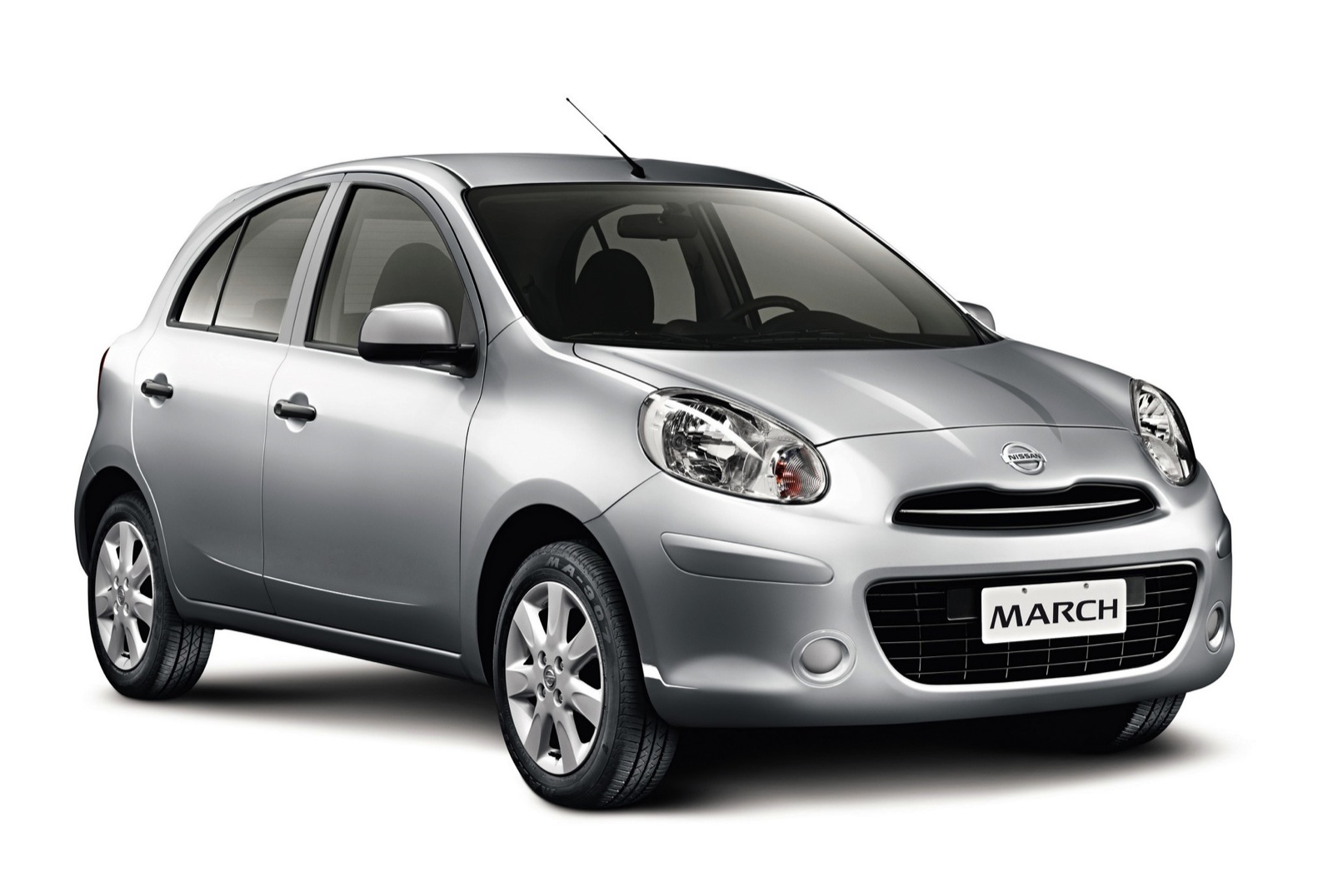 Nissan March 2013