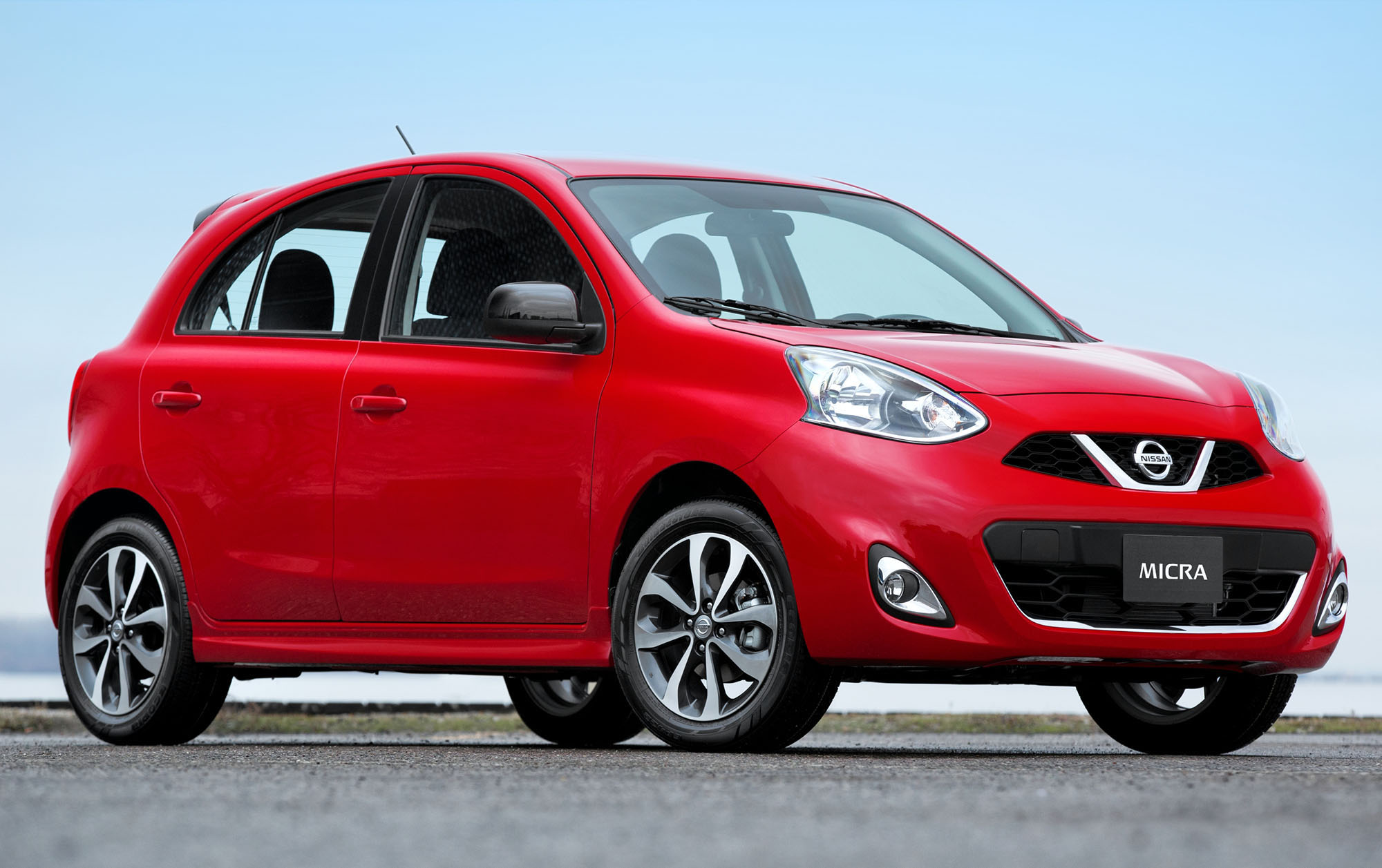 Nissan March 2015