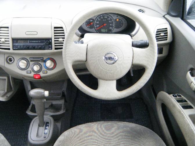 Nissan March Ak12