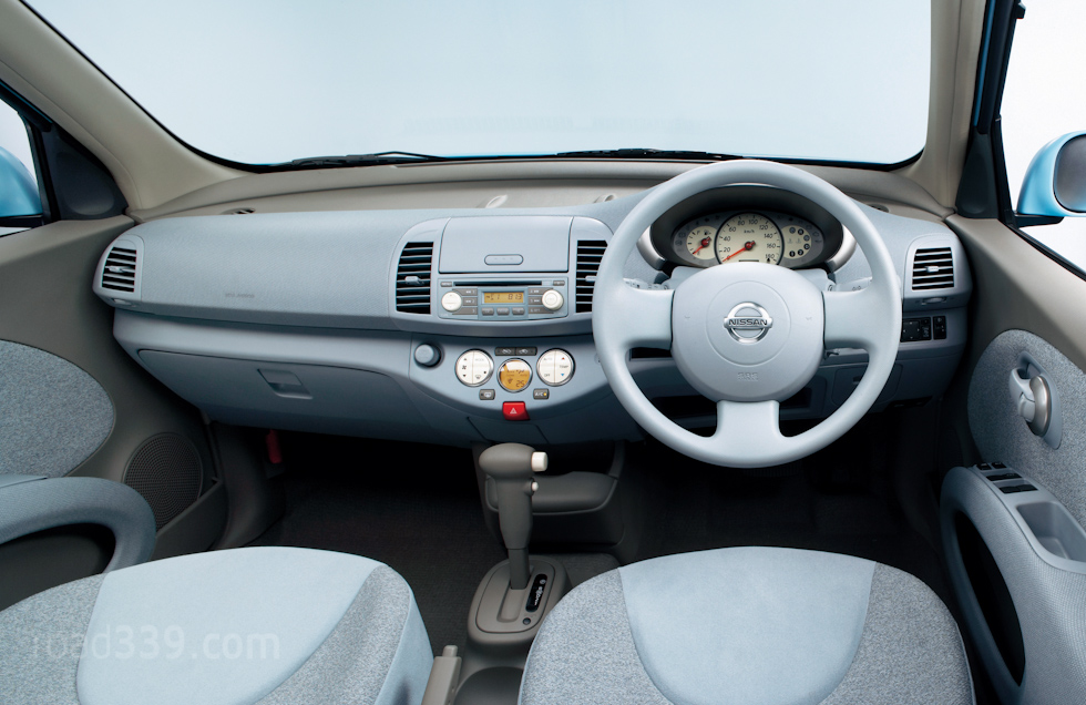 Nissan March Ak12