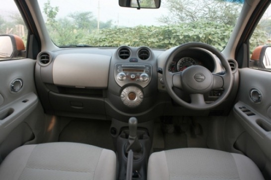 Nissan March Box