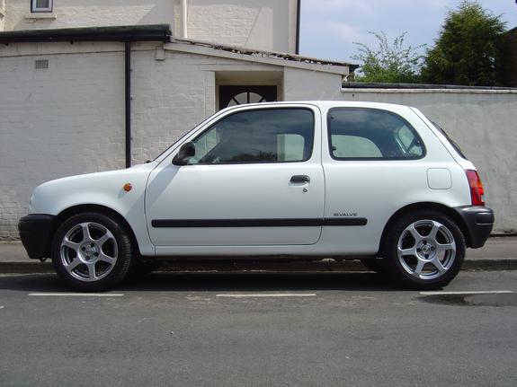 Nissan March K11