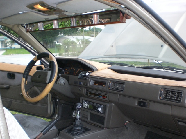 Nissan Maxima 1987
