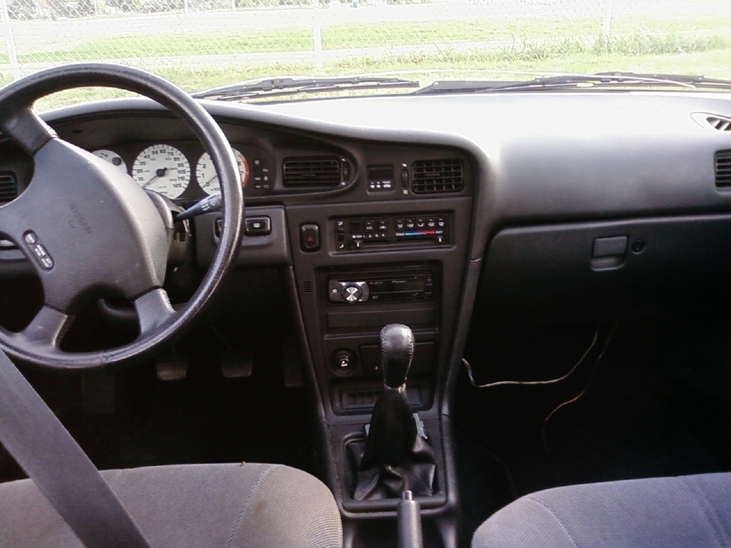 Nissan Maxima 1990