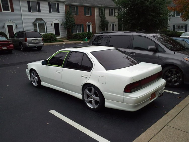 Nissan Maxima 1990