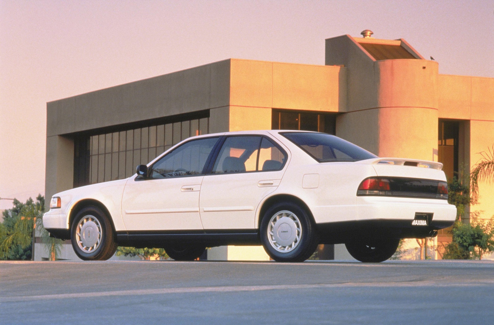 Nissan Maxima 1990