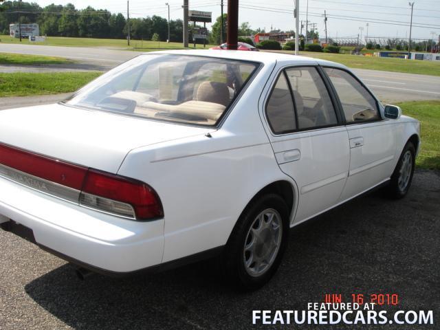 Nissan Maxima 1993