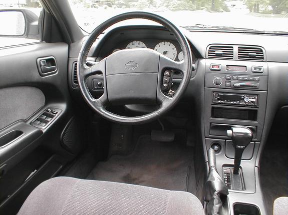 Nissan Maxima 1996