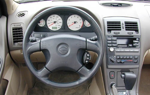 Nissan Maxima 2000