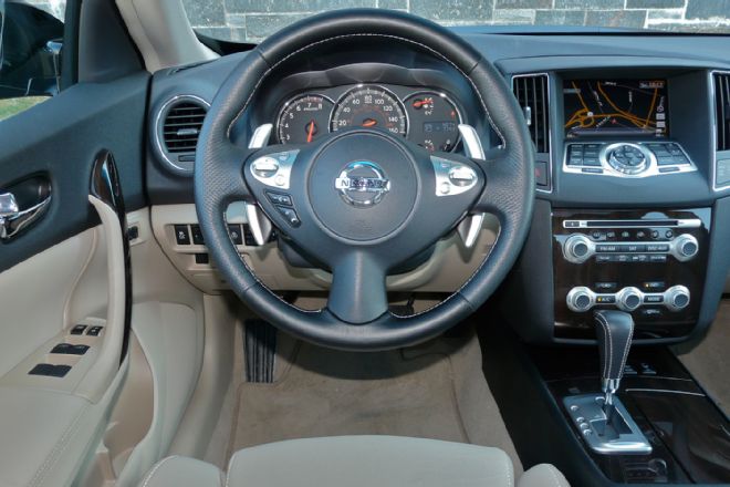 Nissan Maxima 2012