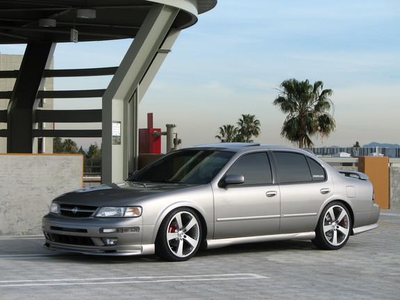 Nissan Maxima 4th Gen