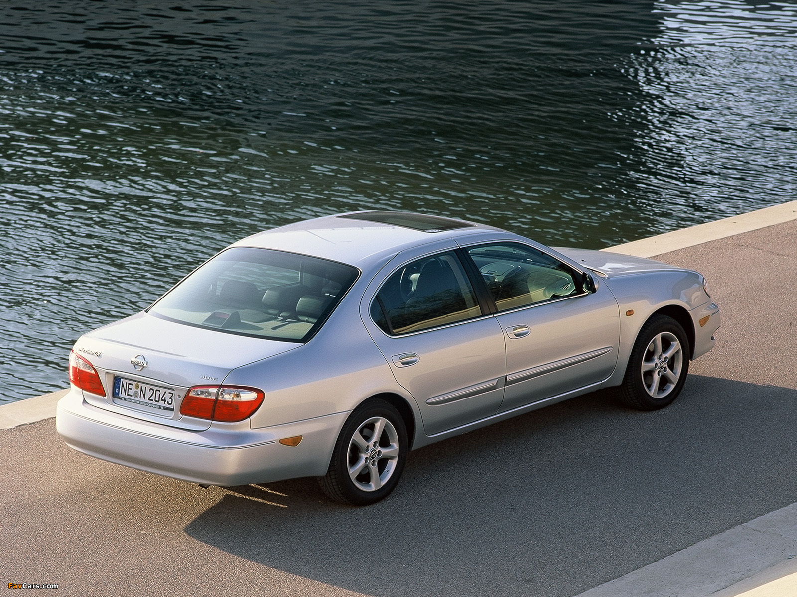 Nissan Maxima A33