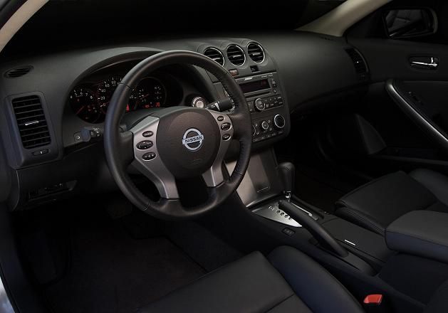 Nissan Maxima Coupe