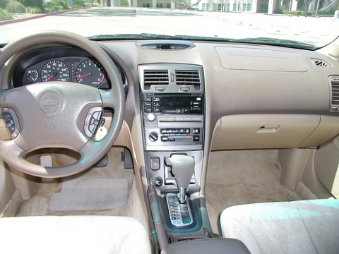 Nissan Maxima Gle 2001