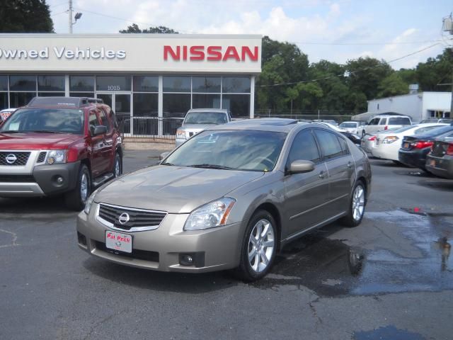Nissan Maxima Gold