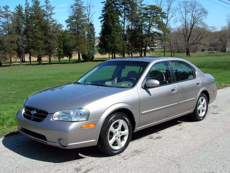 Nissan Maxima Gxe