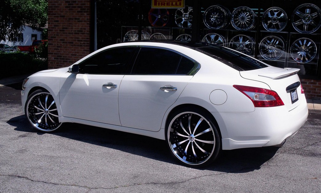Nissan Maxima Modified