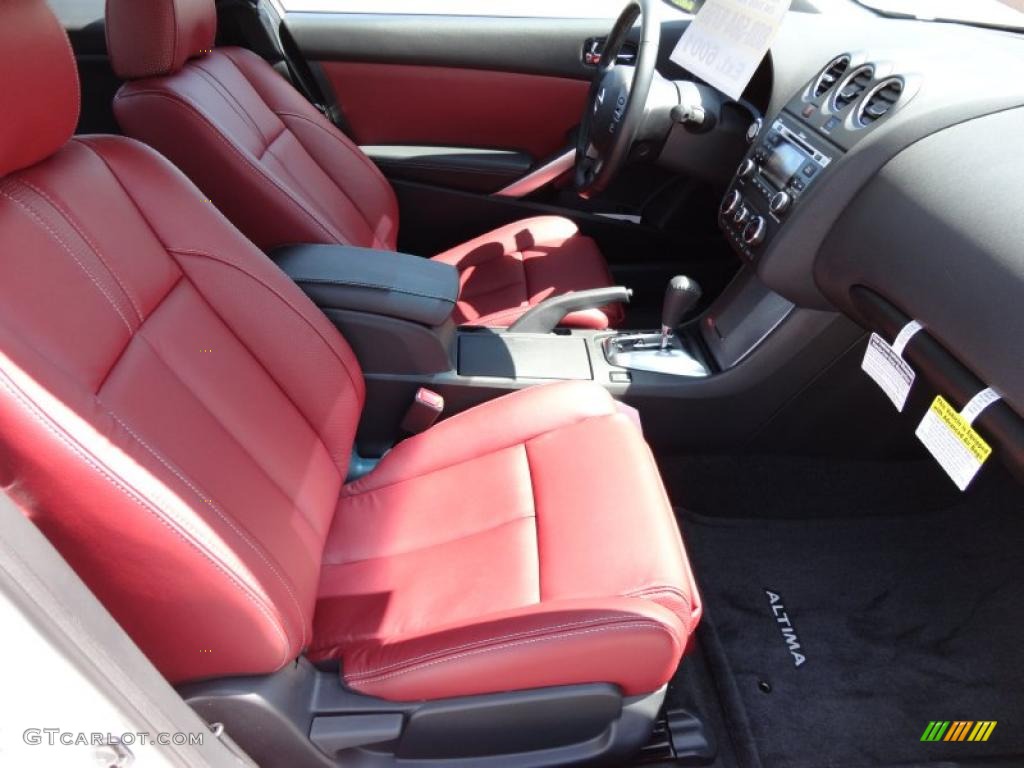 Nissan Maxima Red