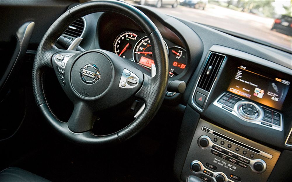 Nissan Maxima Sv
