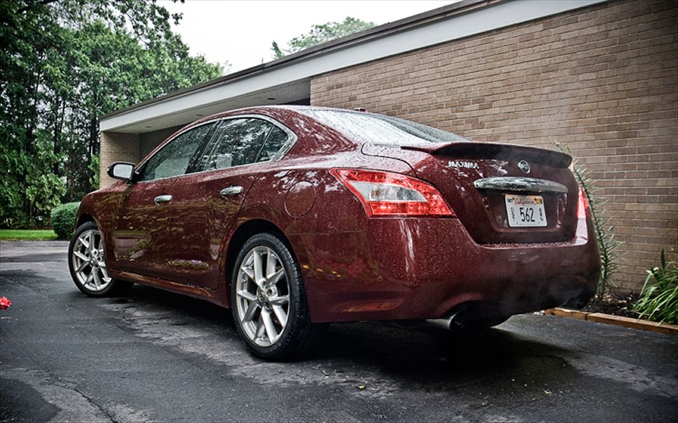 Nissan Maxima Sv