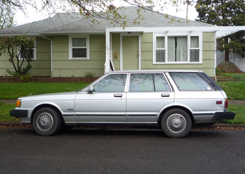 Nissan Maxima Wagon
