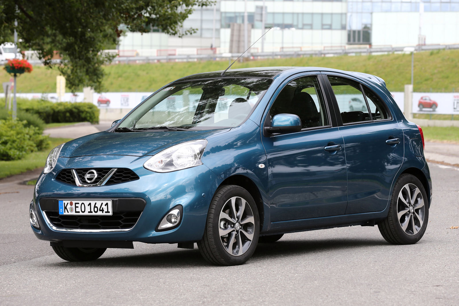 Nissan Micra 13 Nissan Micra 13