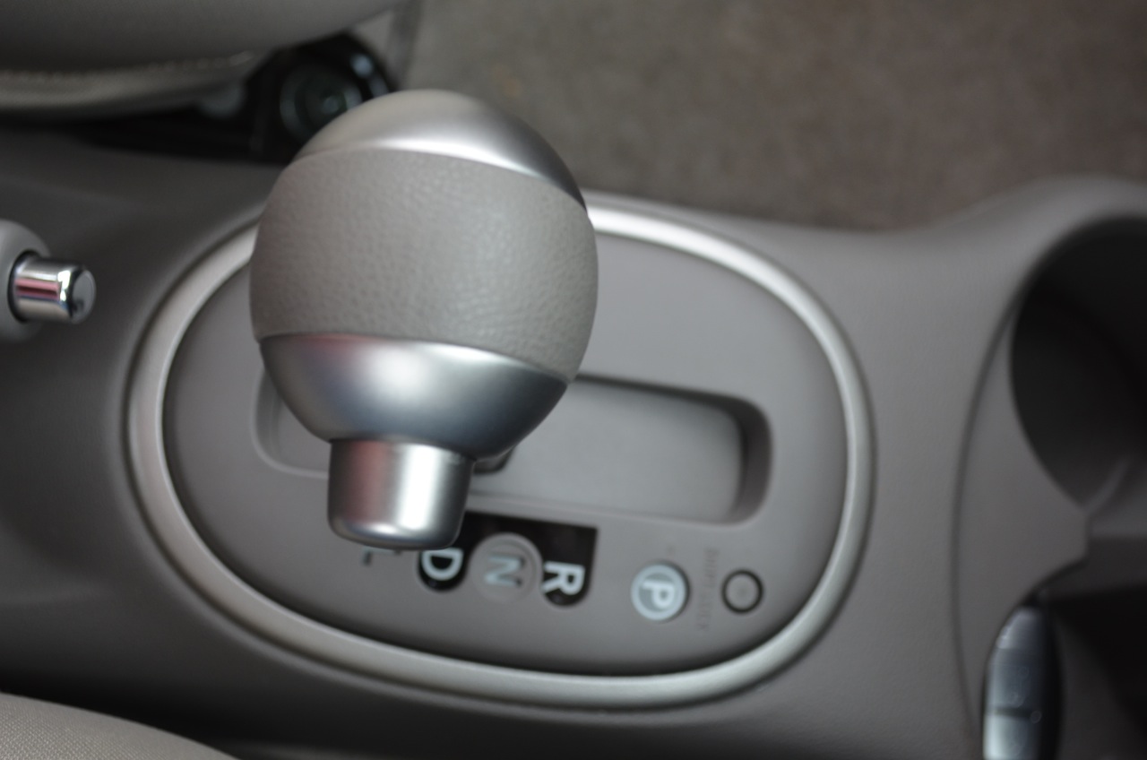 Nissan Micra At