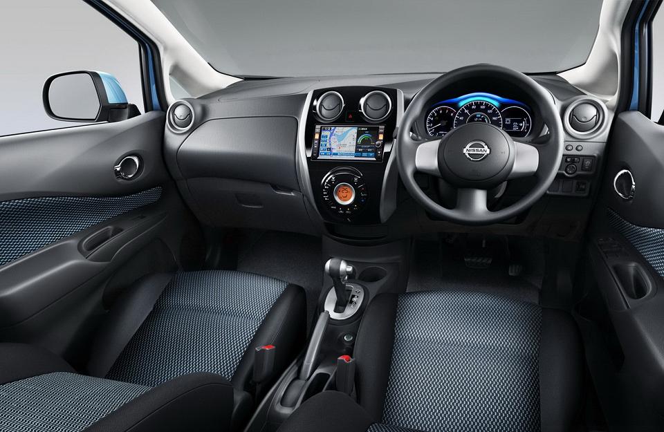 Nissan Micra At