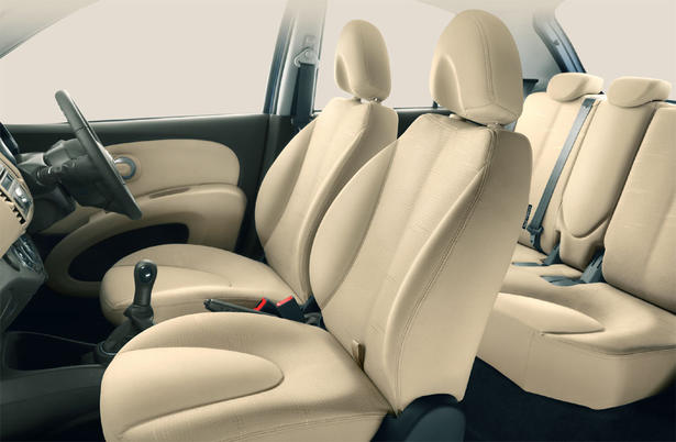 Nissan Micra Luxury
