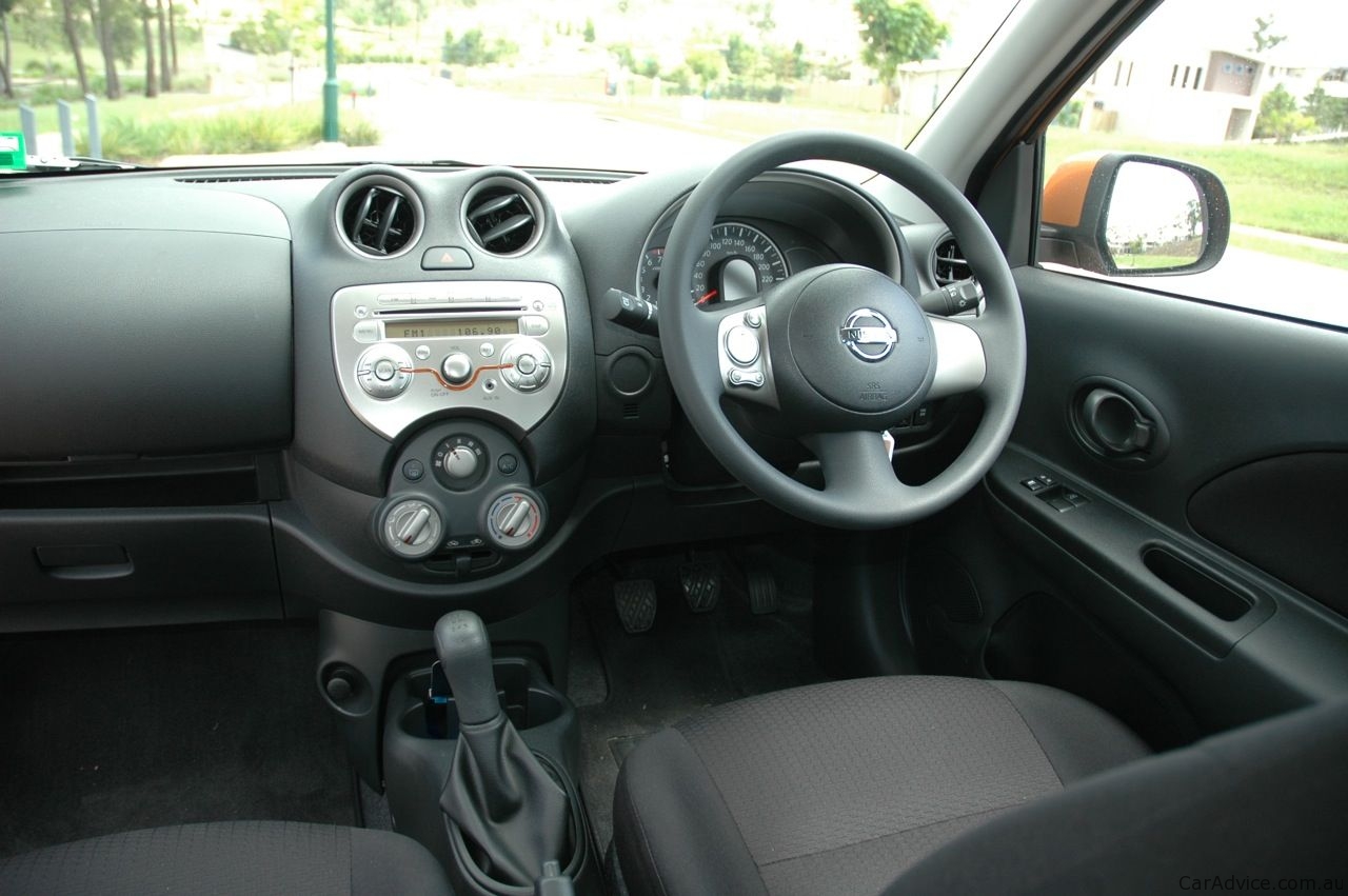 Nissan Micra Manual