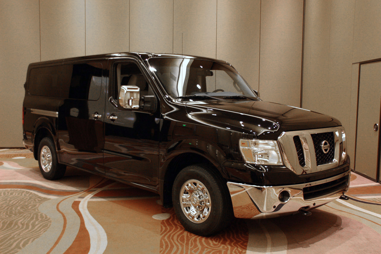 Nissan 15 Passenger Van
