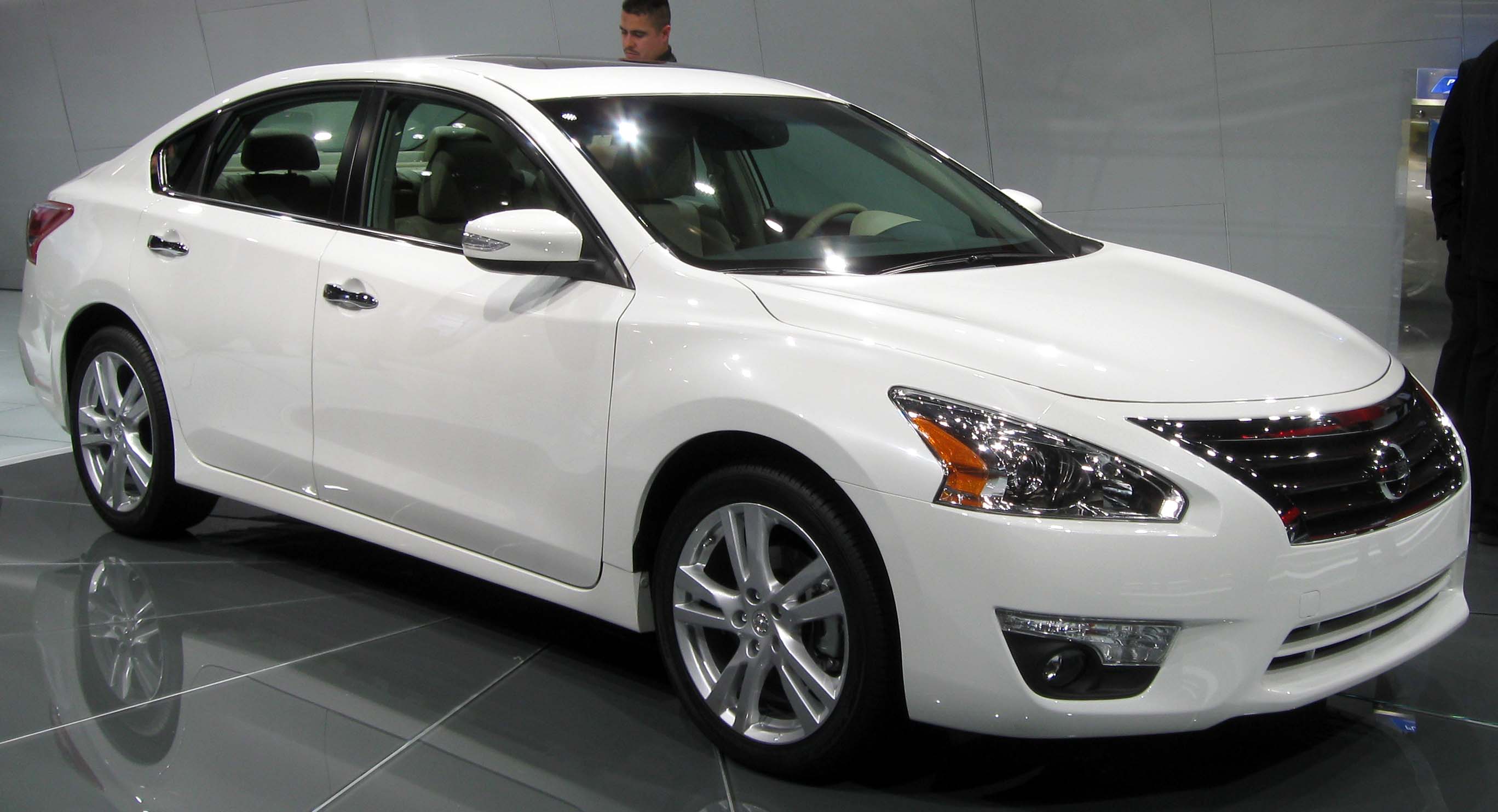 Nissan 2.5