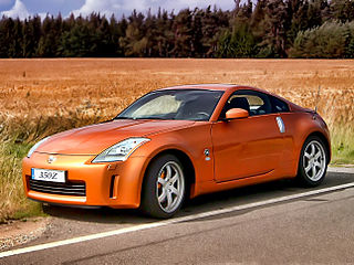 Nissan 320