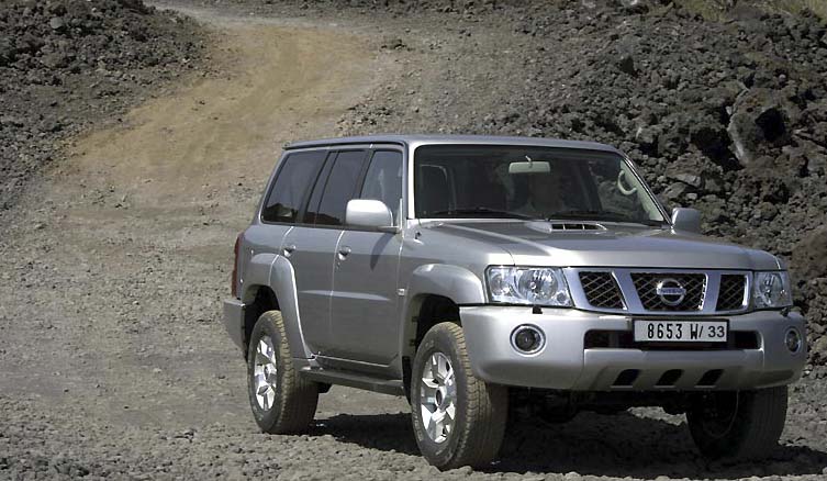 Nissan 4